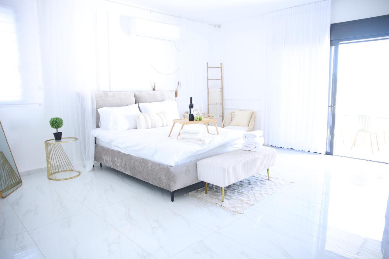 Hotel סוויטות נוף שקיעה Peqi'in Hadasha Esterno foto