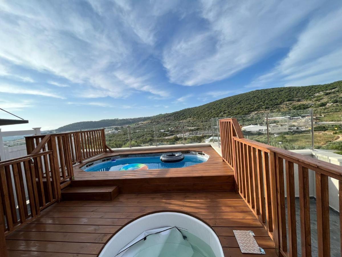 Hotel סוויטות נוף שקיעה Peqi'in Hadasha Esterno foto